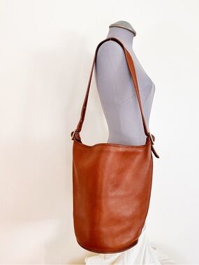 Coach British Tan XL 9085 Duffle Bucket Bag